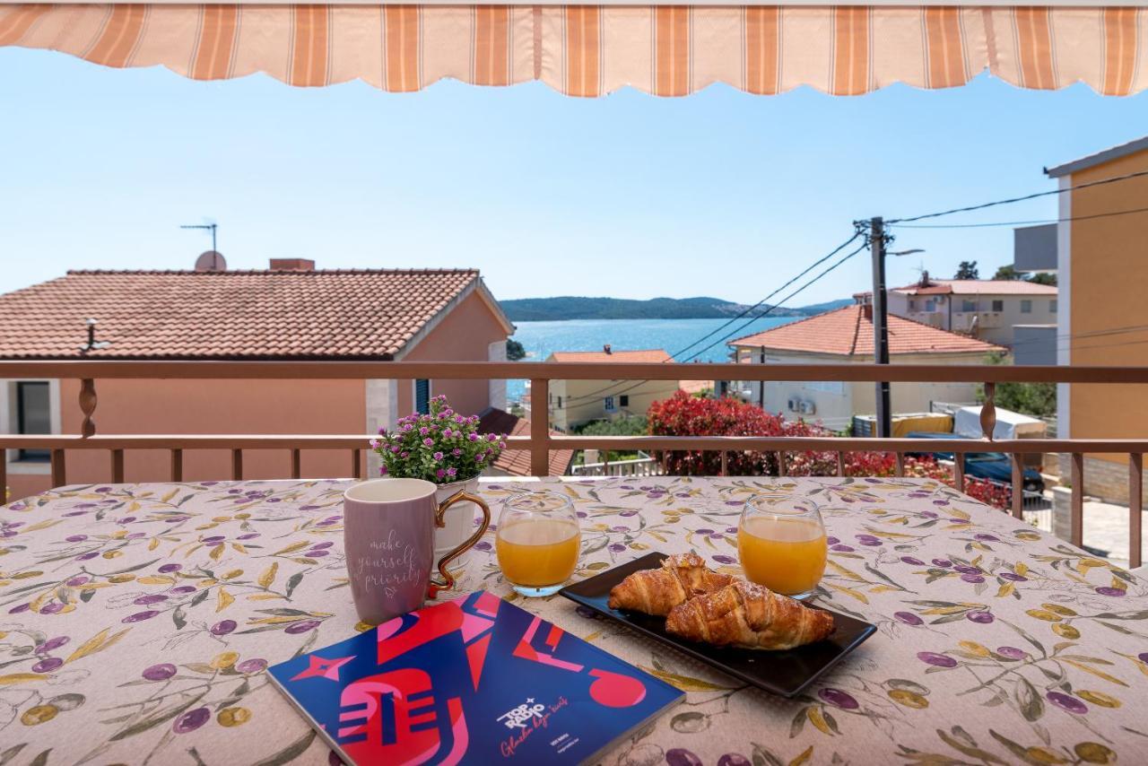 Comfortable Apartment Near The Sea Trogir Zewnętrze zdjęcie