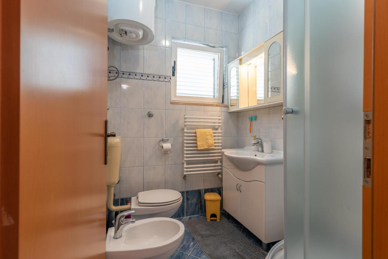 Comfortable Apartment Near The Sea Trogir Zewnętrze zdjęcie