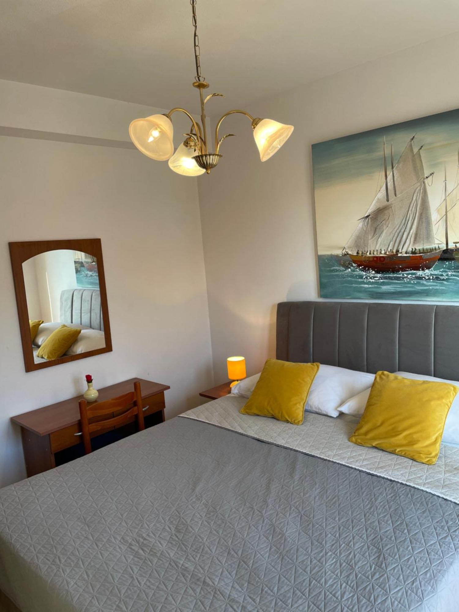 Comfortable Apartment Near The Sea Trogir Zewnętrze zdjęcie
