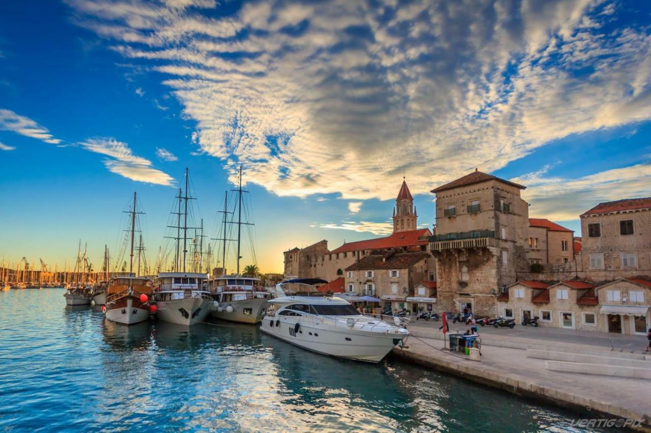Comfortable Apartment Near The Sea Trogir Zewnętrze zdjęcie